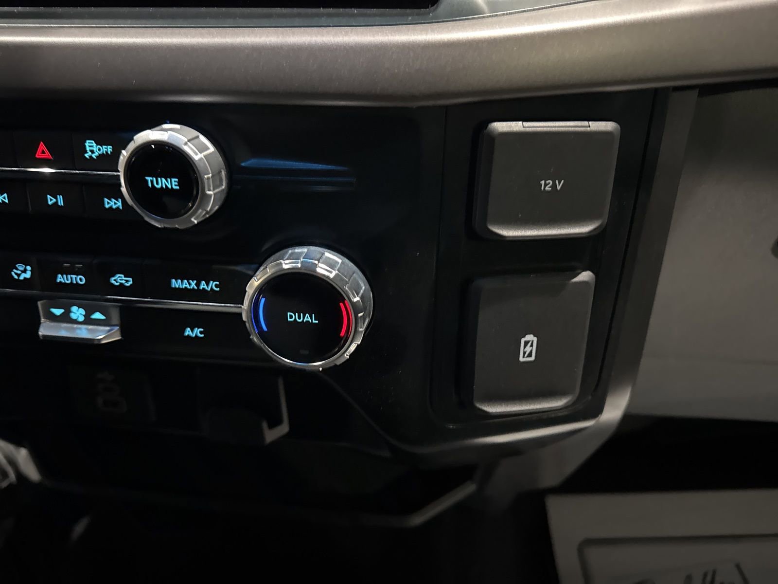 Certified 2025 Ford F150 XLT w/ Equipment Group 301A Standard image 35