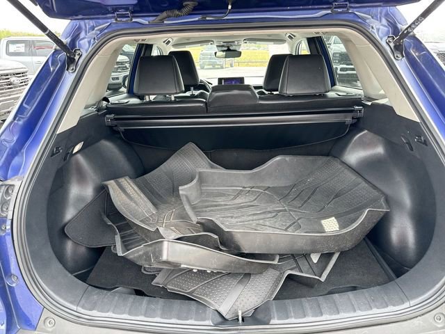 Used 2023 Toyota Corolla Cross XLE AWD/4WD image 25