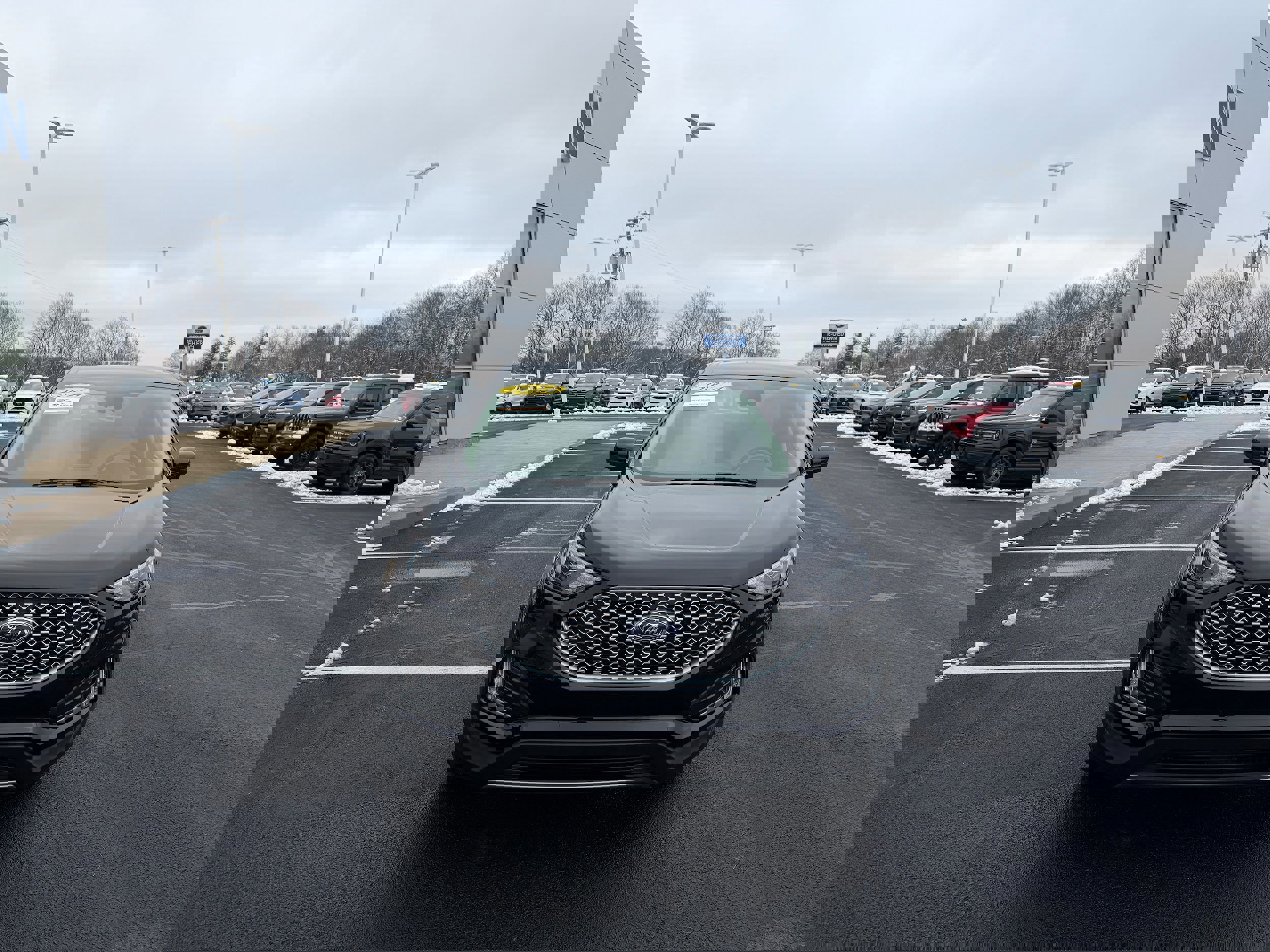 Certified 2024 Ford Edge SEL w/ Convenience Package image 9