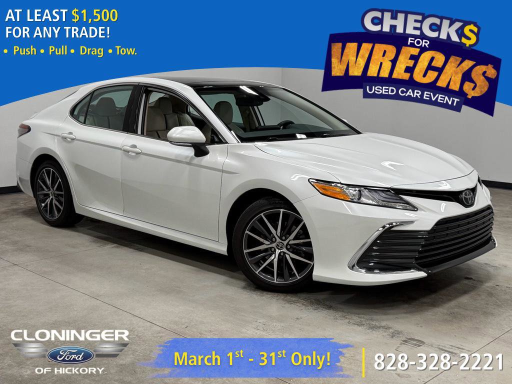 Used 2023 Toyota Camry XLE w/ Protection Package (Q2) (TMS)