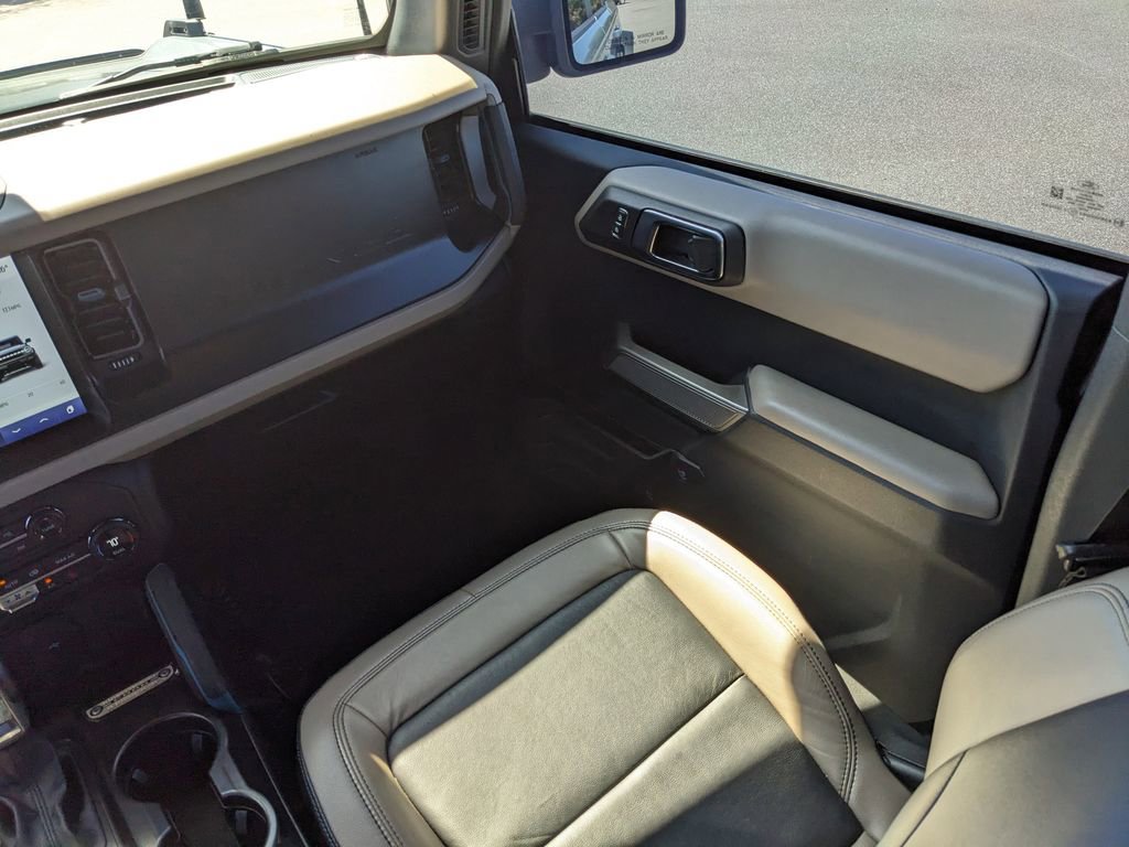 Certified 2021 Ford Bronco Wildtrak image 16