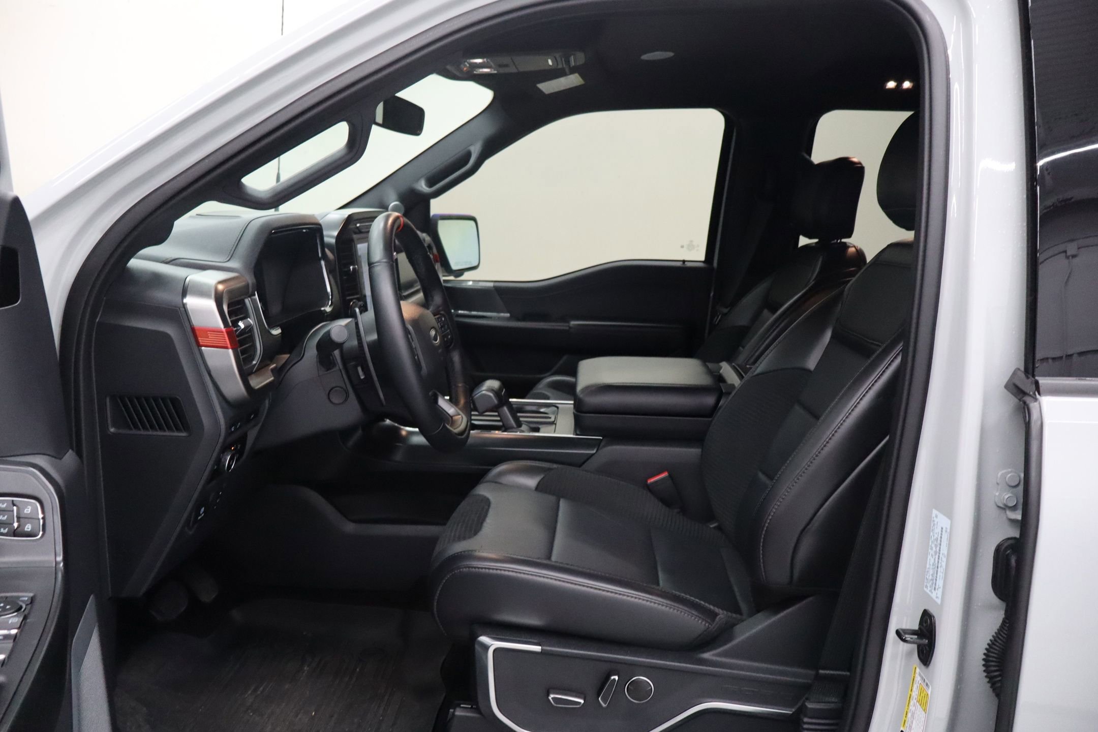 Certified 2023 Ford F150 Raptor image 23