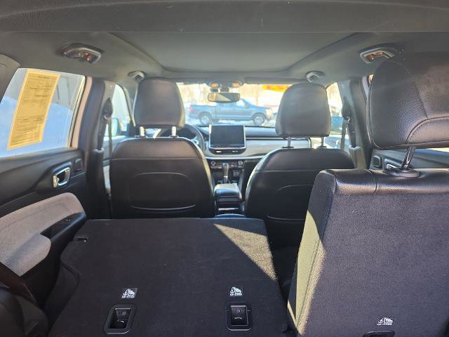 Used 2023 Jeep Compass Latitude w/ Sun and Sound Group image 20