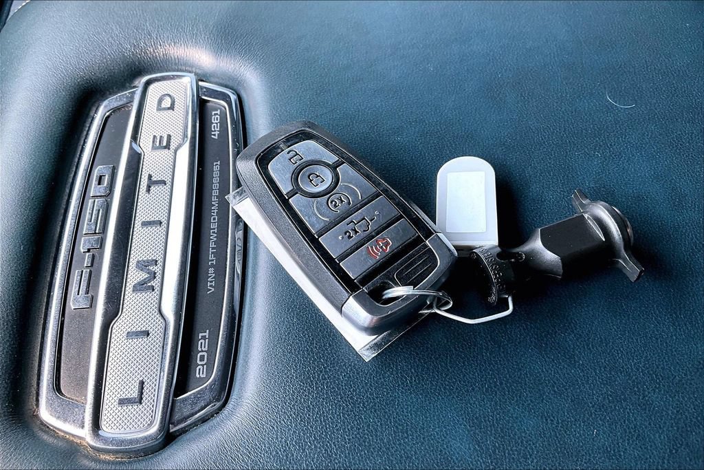 Certified 2021 Ford F150 Limited AWD/4WD image 11