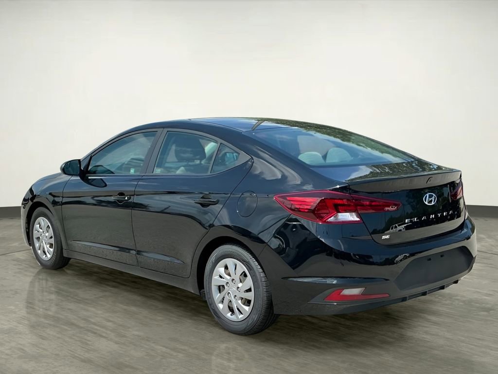 Used 2020 Hyundai Elantra SE image 3