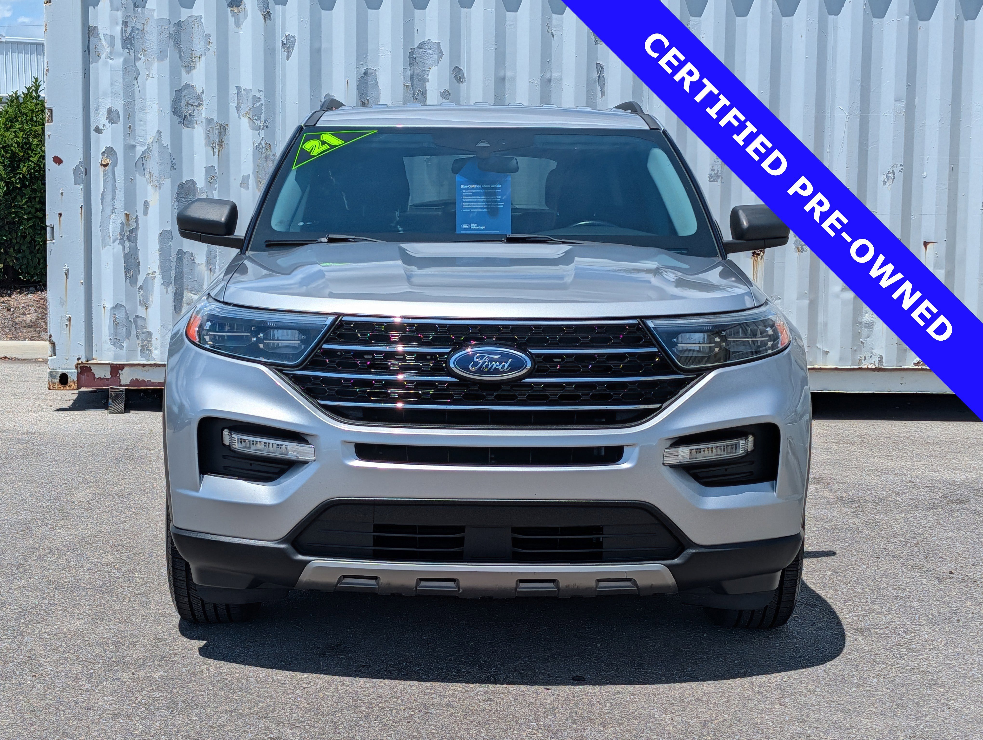 Certified 2021 Ford Explorer XLT w/ Equipment Group 202A RWD image 8