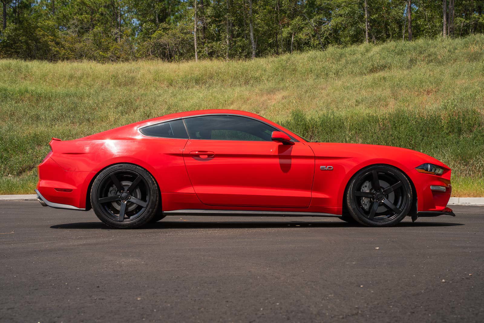 Certified 2018 Ford Mustang GT Premium RWD image 7