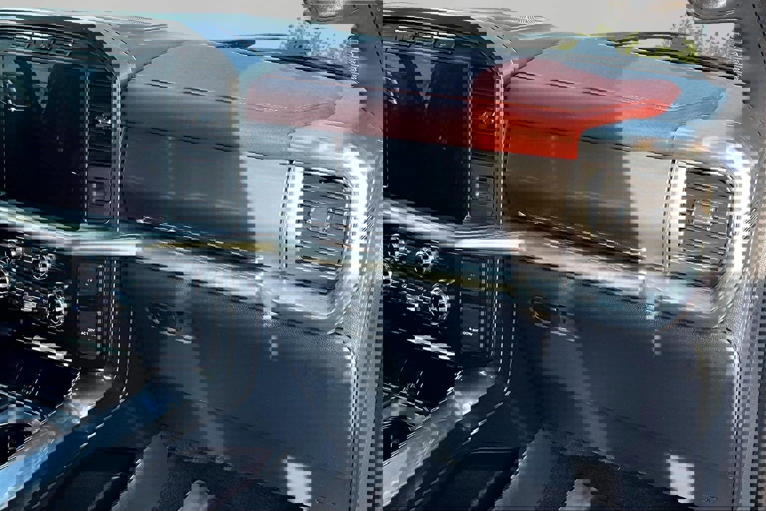 Certified 2022 Ford F150 Lariat image 17