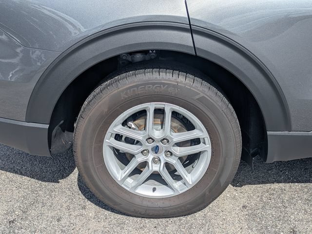Certified 2026 Ford Explorer Active w/ Active Comfort Package RWD image 11