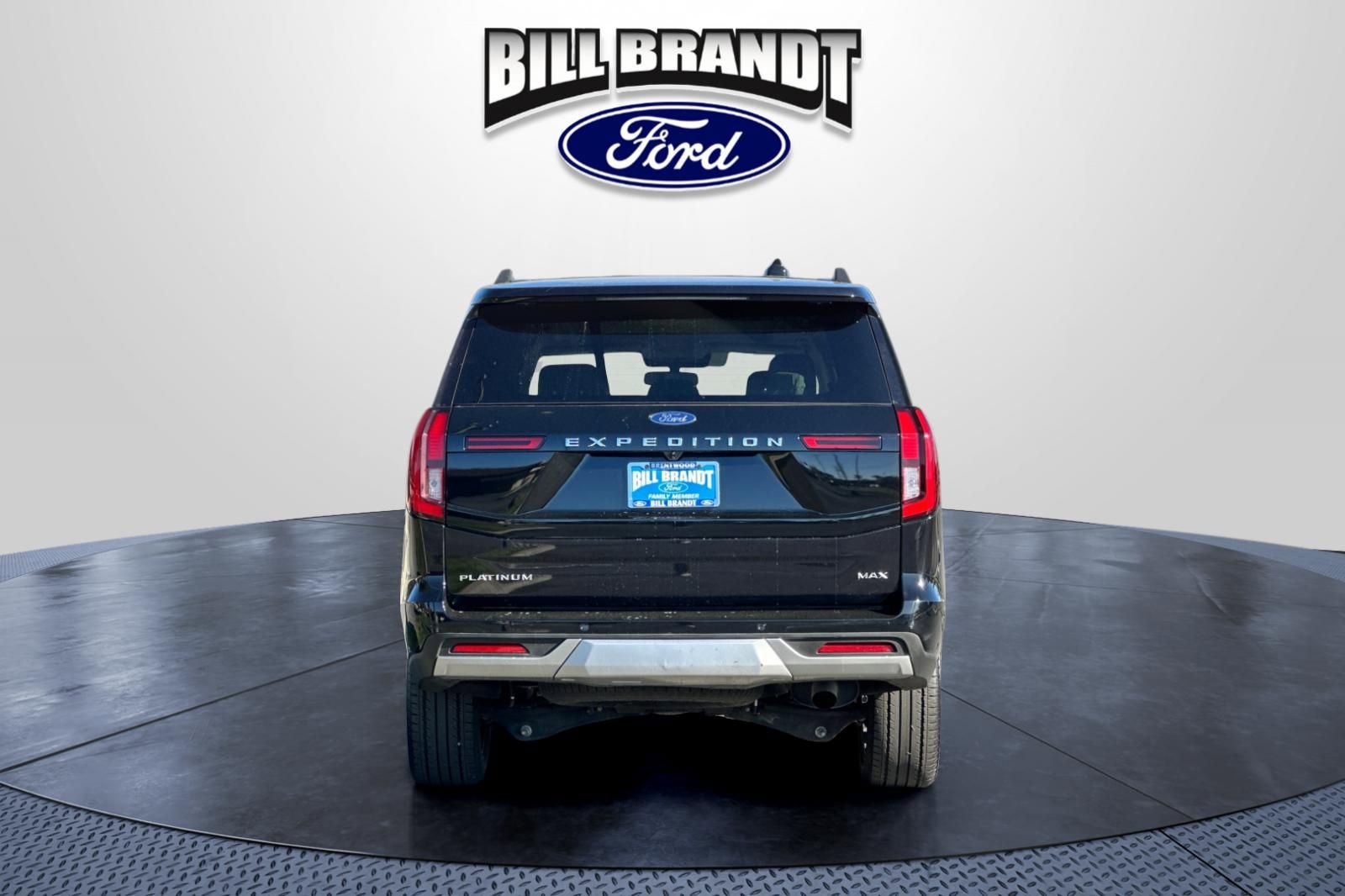 Certified 2025 Ford Expedition Max Platinum w/ Driver's Package AWD/4WD image 4