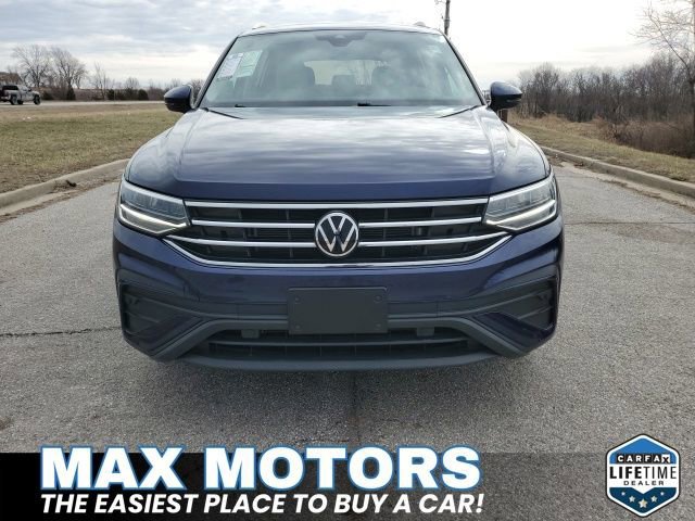 Used 2023 Volkswagen Tiguan SE image 8
