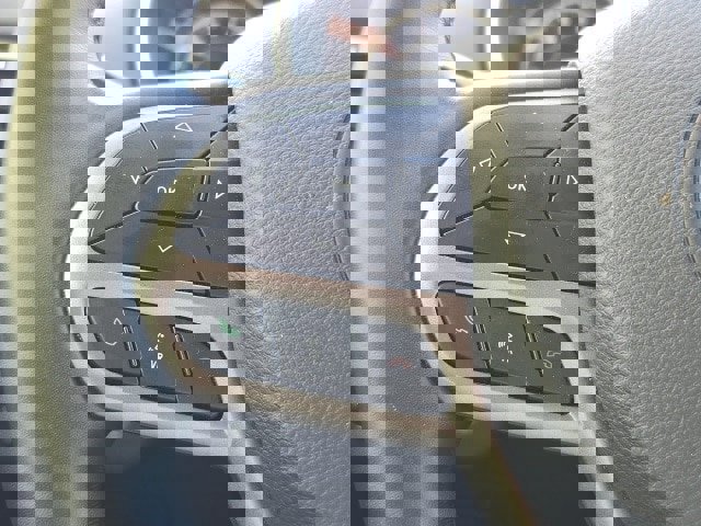 Used 2020 Jeep Cherokee Limited image 17