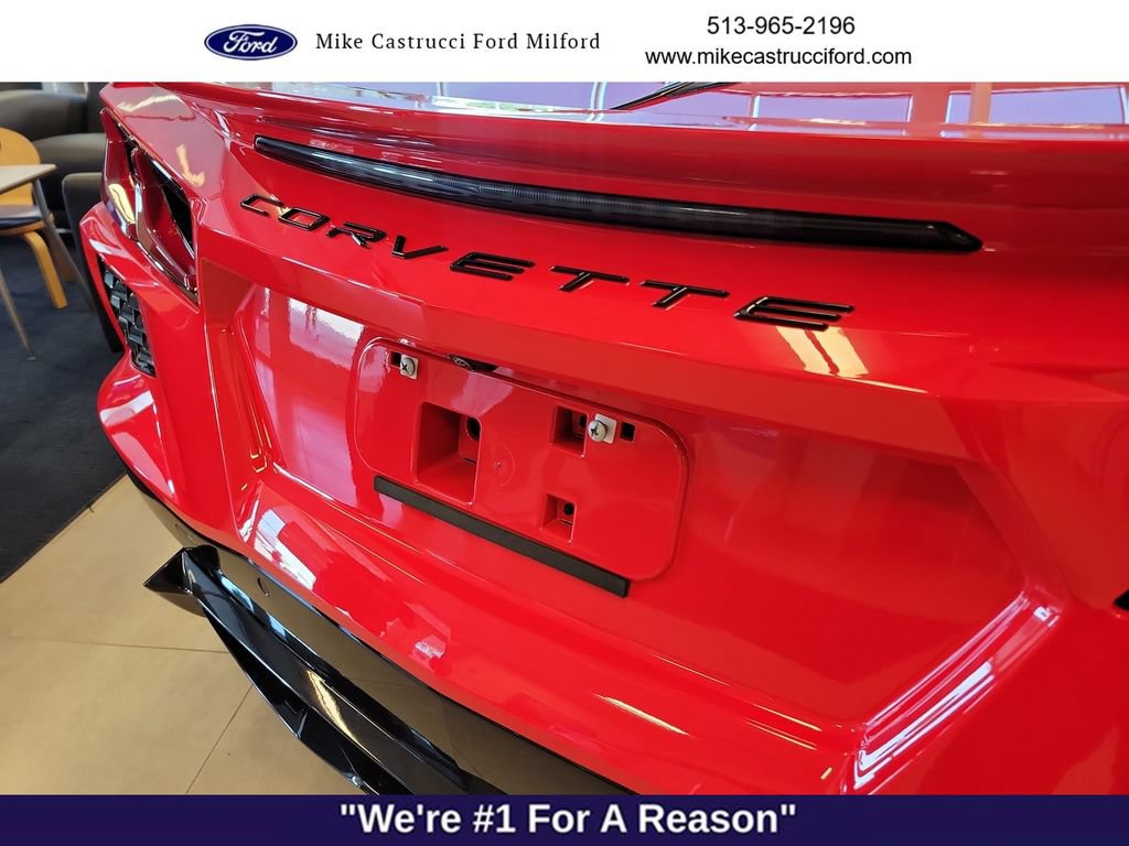 Used 2024 Chevrolet Corvette Stingray Coupe RWD image 8