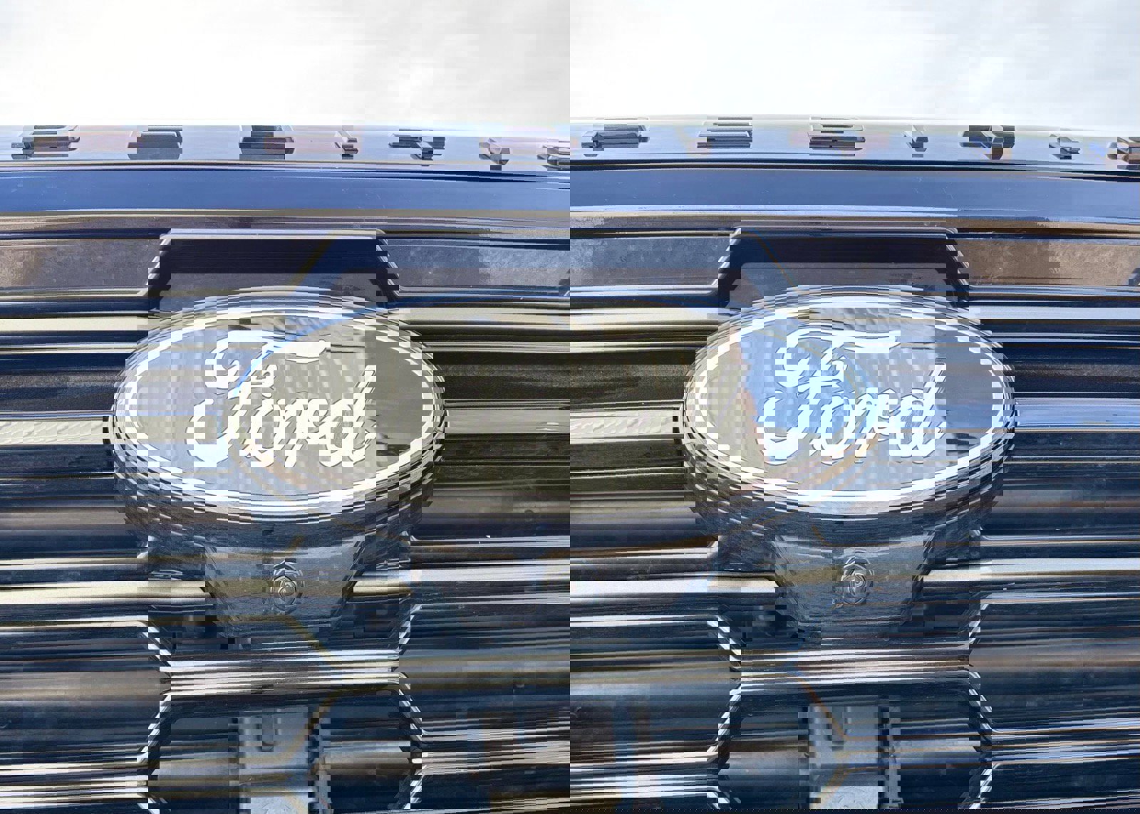 Certified 2025 Ford Expedition Max Platinum w/ Stealth Performance Package image 18