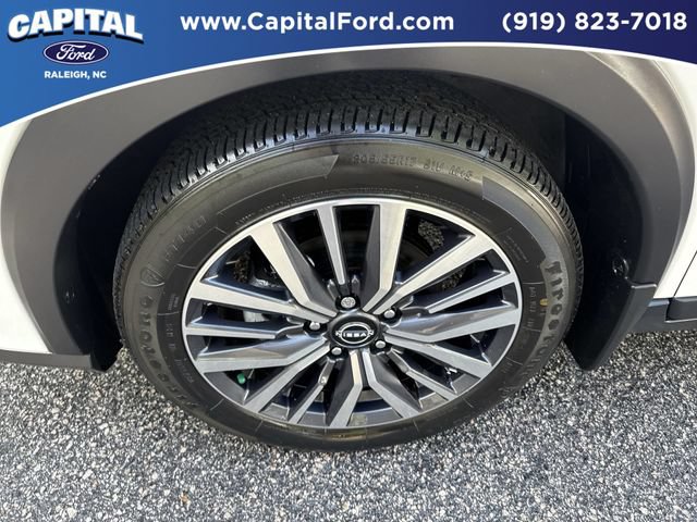 Used 2024 Nissan Kicks SV FWD image 13