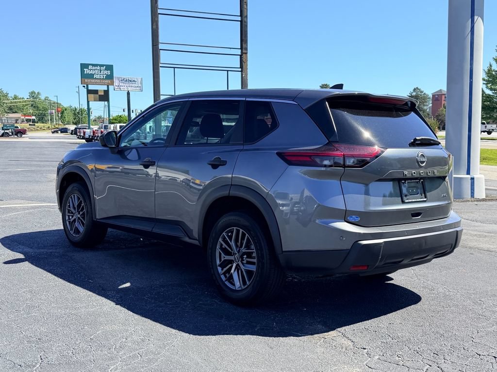 Used 2025 Nissan Rogue S AWD/4WD image 6