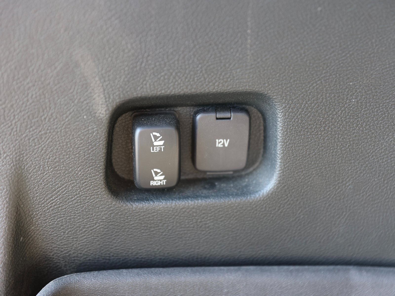 Certified 2019 Ford Edge SEL w/ Equipment Group 201A image 14