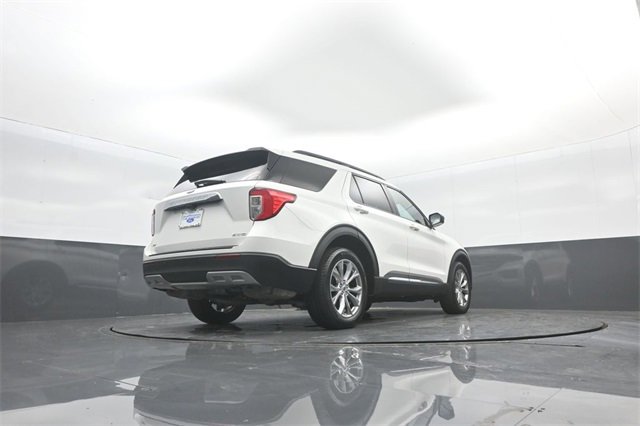 Certified 2021 Ford Explorer XLT w/ Equipment Group 202A image 32