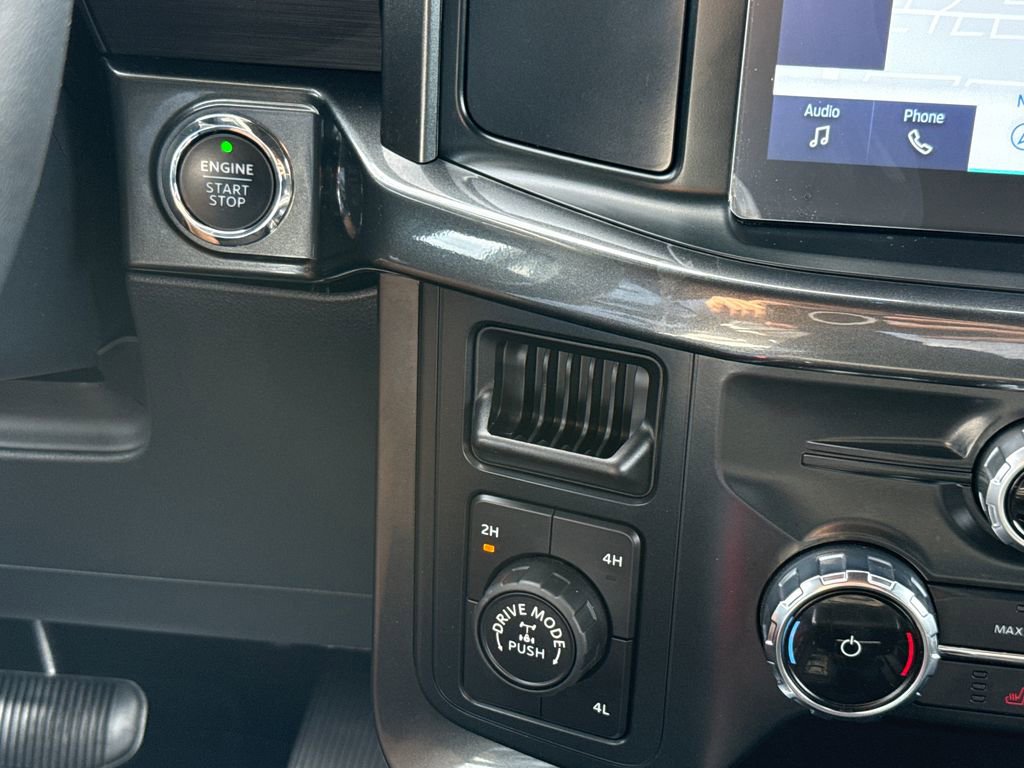 Certified 2022 Ford F150 XLT w/ Equipment Group 302A High image 26