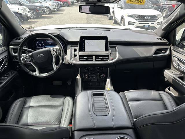 Used 2024 Chevrolet Tahoe Z71 w/ Luxury Package AWD/4WD image 39