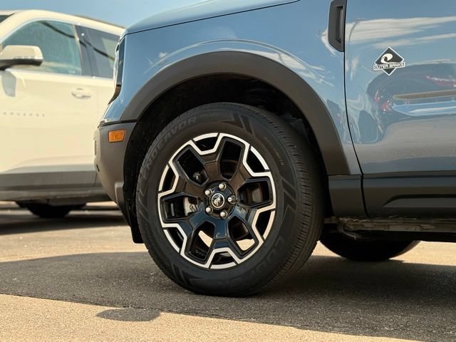 Certified 2025 Ford Bronco Sport Outer Banks w/ Outer Banks Tech Package+ AWD/4WD image 37