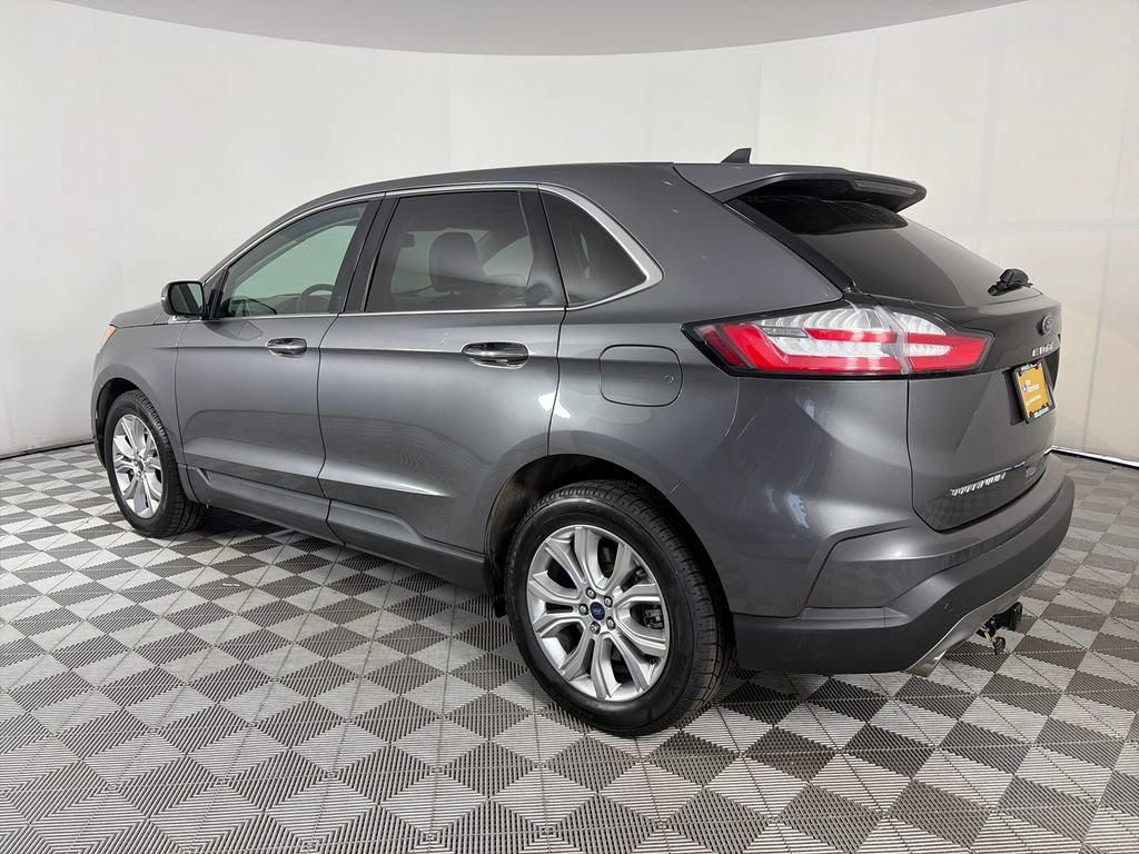 Certified 2022 Ford Edge Titanium AWD/4WD image 5