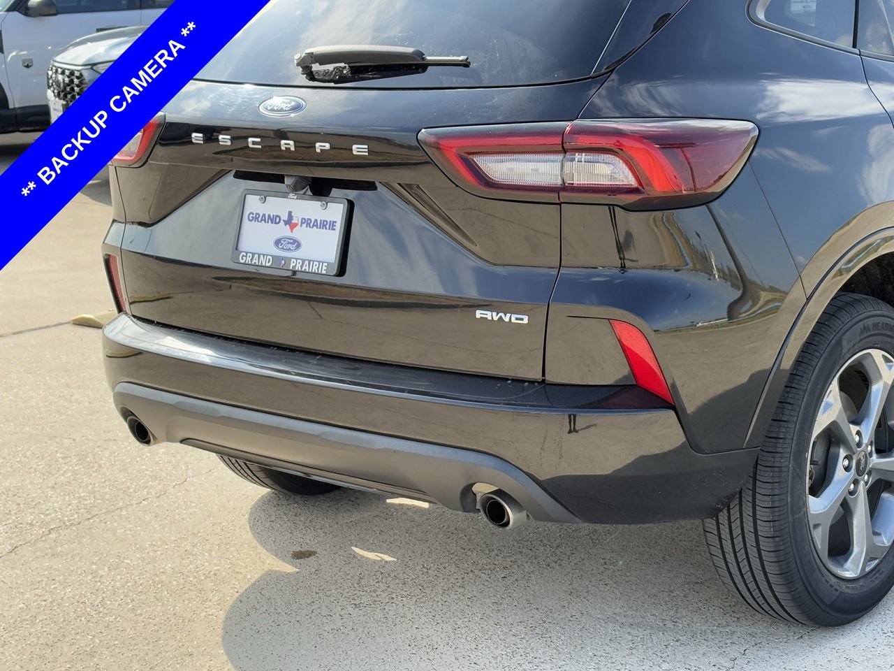 Certified 2023 Ford Escape ST-Line AWD/4WD image 9