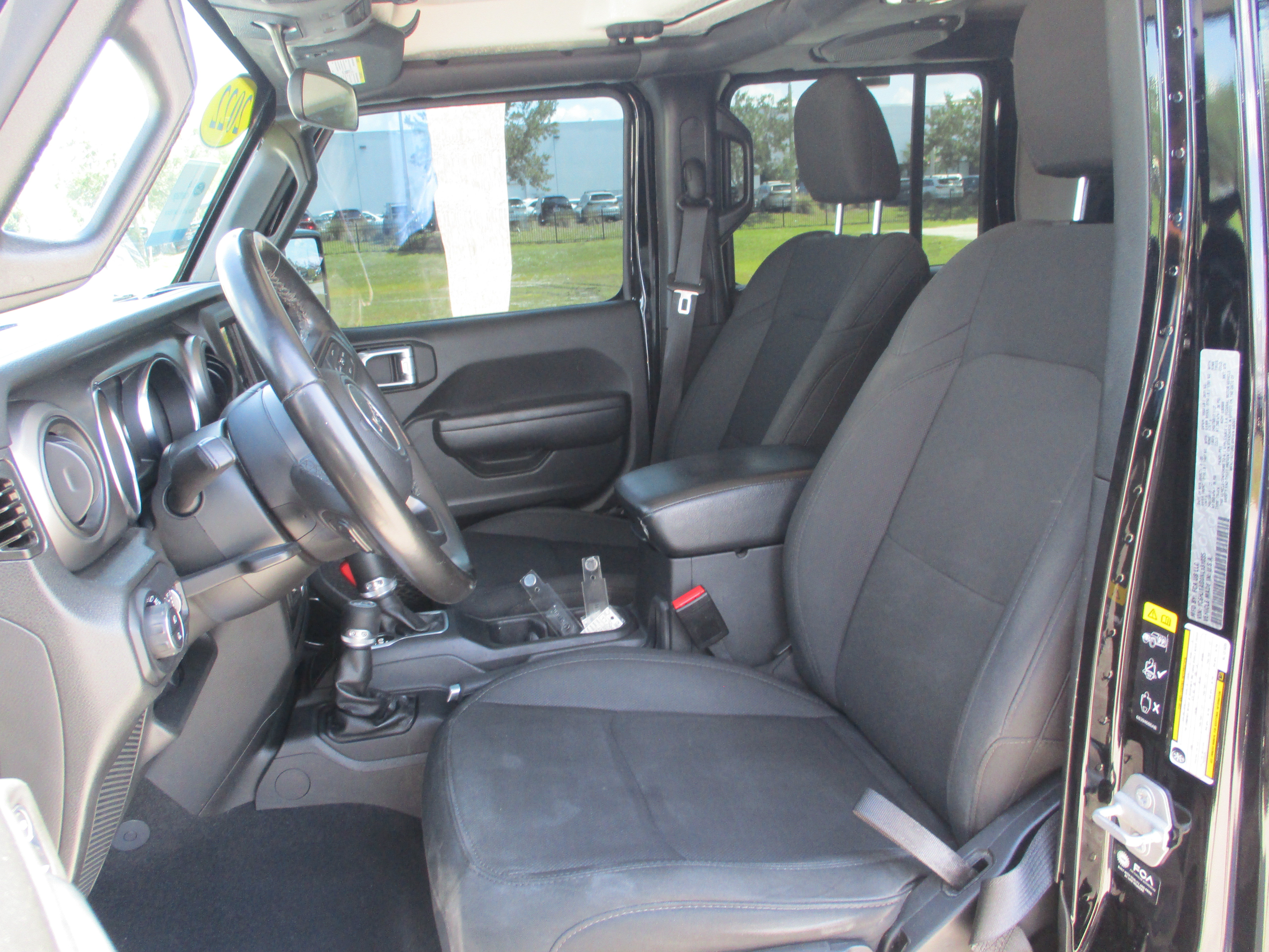 Used 2022 Jeep Gladiator Sport AWD/4WD image 10