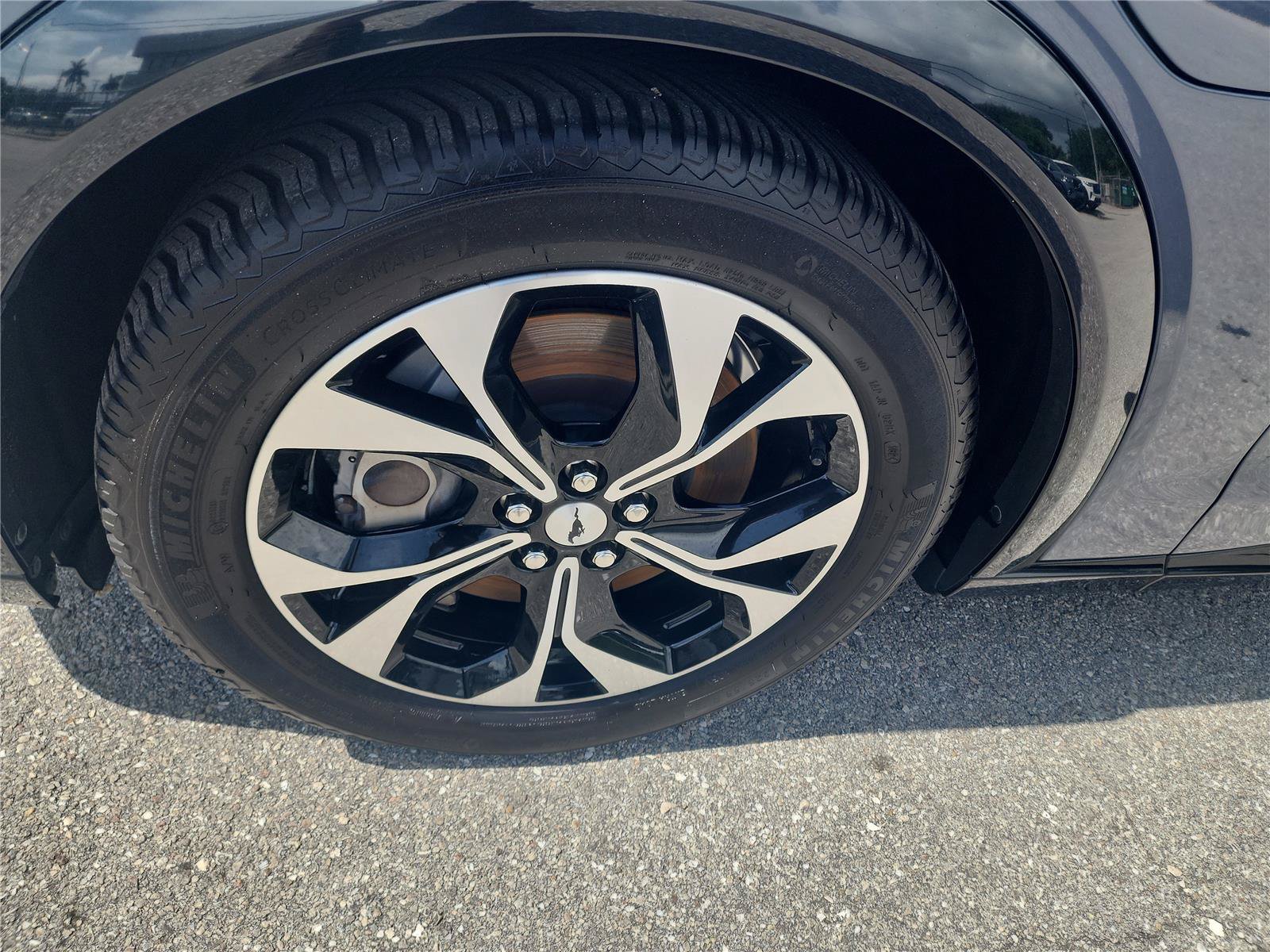 Certified 2021 Ford Mustang Mach-E Premium RWD image 9