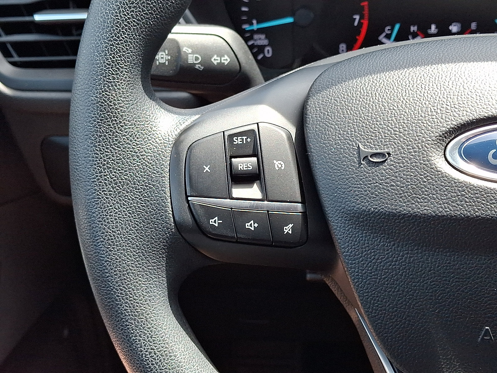 Certified 2020 Ford Escape SE AWD/4WD image 23