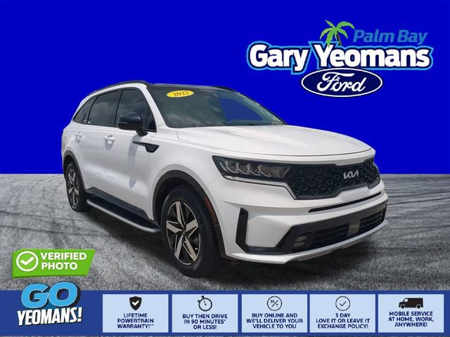 Used 2022 Kia Sorento EX w/ Panoramic Sunroof Package