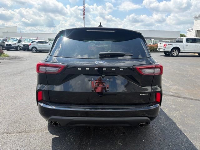 Certified 2024 Ford Escape ST-Line w/ Tech Pack #1 AWD/4WD image 3