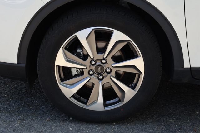Certified 2024 Ford Escape Platinum AWD/4WD image 8