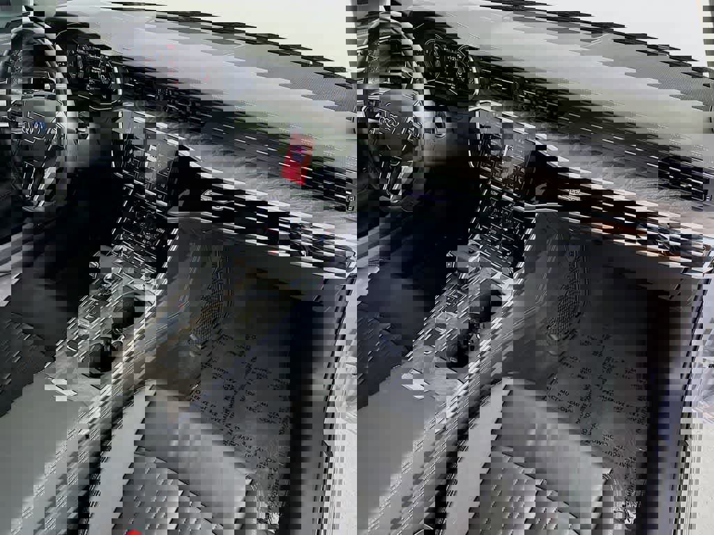 Used 2024 Audi A6 Premium Plus image 33