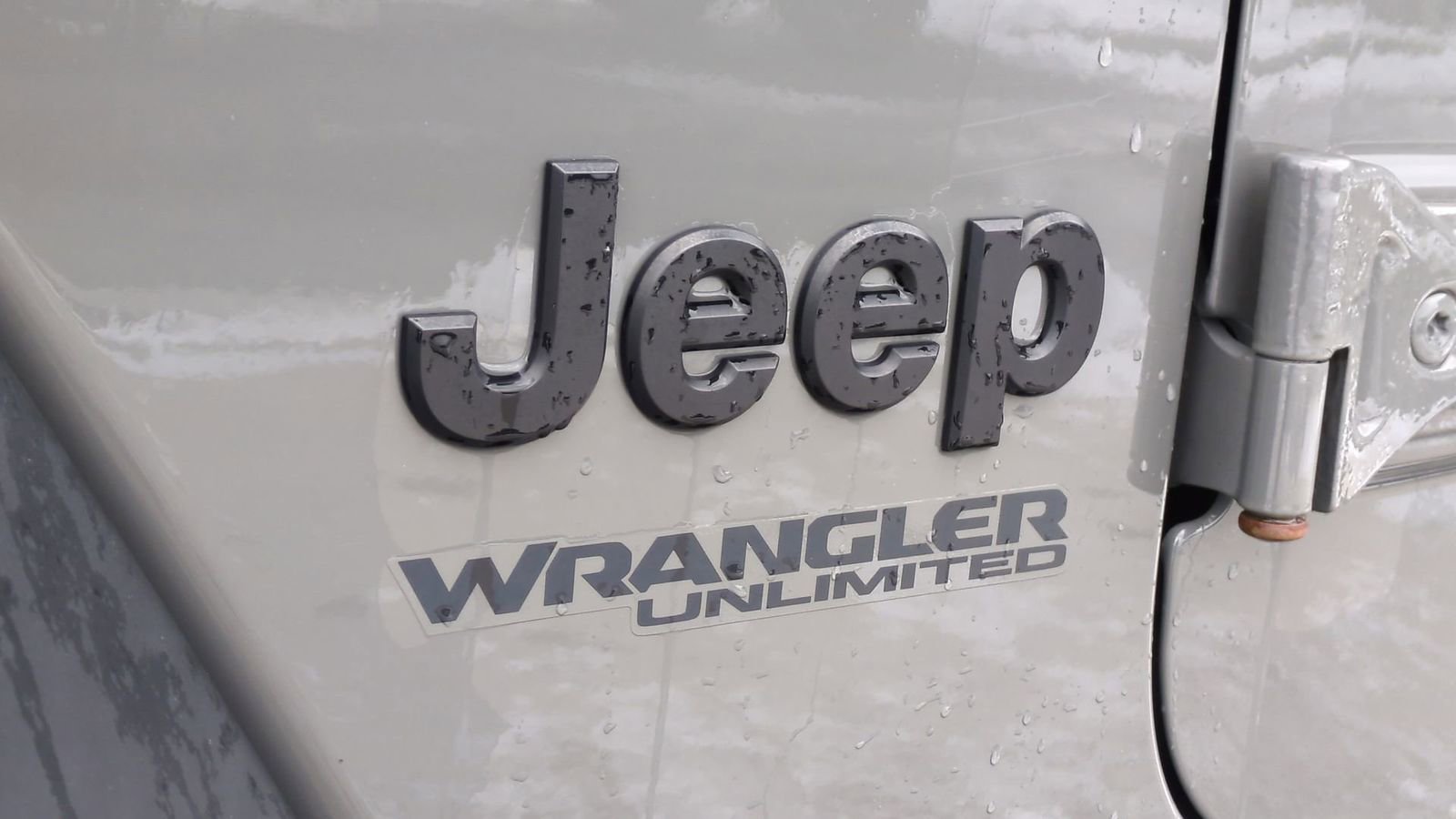 Used 2020 Jeep Wrangler Unlimited Sport image 12