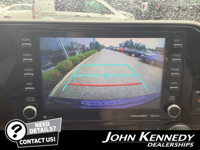 Used 2022 Toyota Highlander XLE AWD/4WD image 21