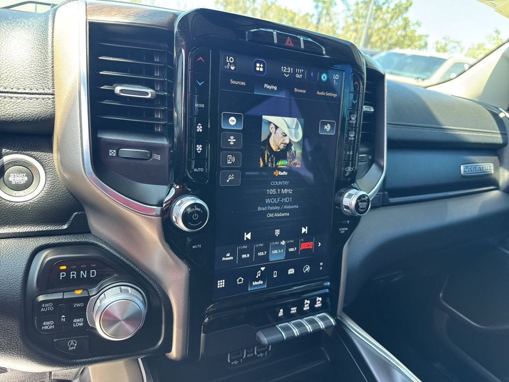 Used 2022 RAM 1500 Laramie AWD/4WD image 14