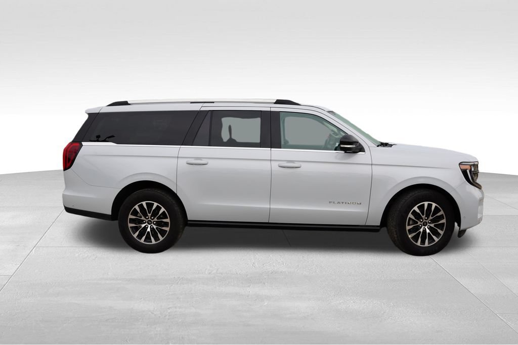 Certified 2025 Ford Expedition Max Platinum AWD/4WD image 3