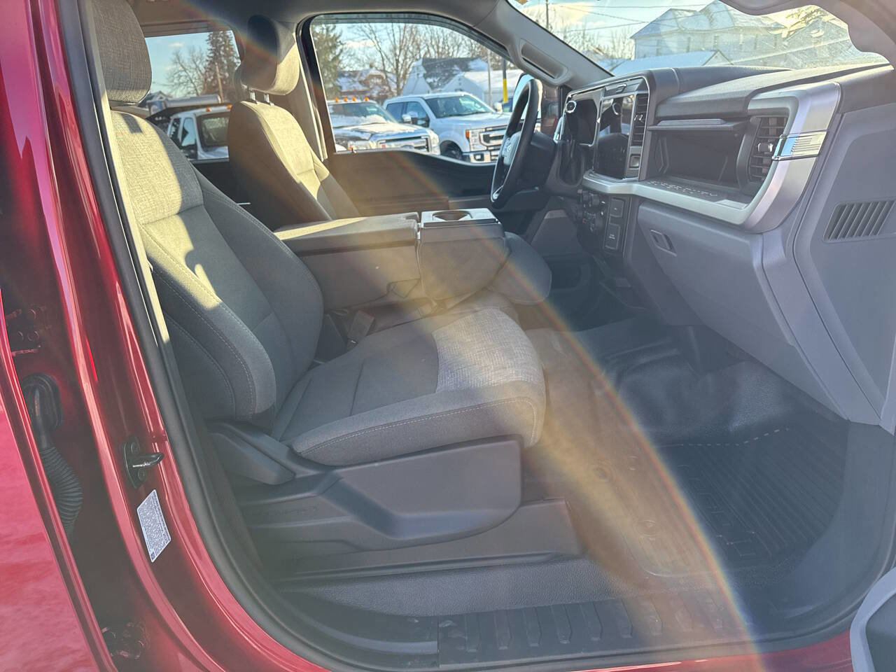 Certified 2025 Ford F350 XLT w/ Black Appearance Package image 14