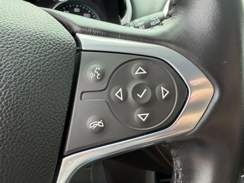 Used 2021 Chevrolet Traverse LT FWD image 38
