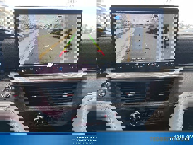 Certified 2025 Ford Explorer Platinum w/ Ultimate Package image 32