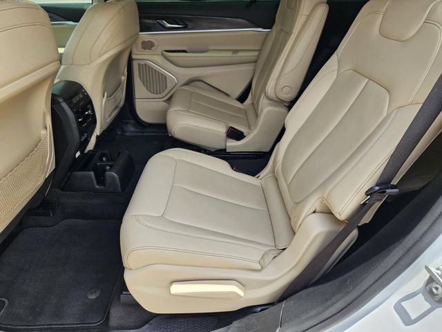 Used 2021 Jeep Grand Cherokee L Limited RWD image 27