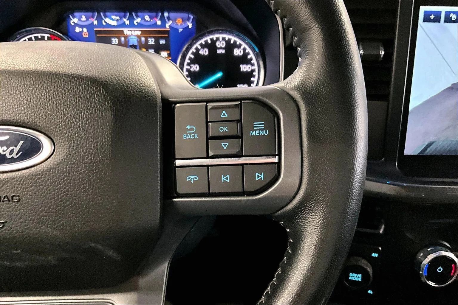 Certified 2022 Ford F150 XLT w/ Equipment Group 302A High image 18