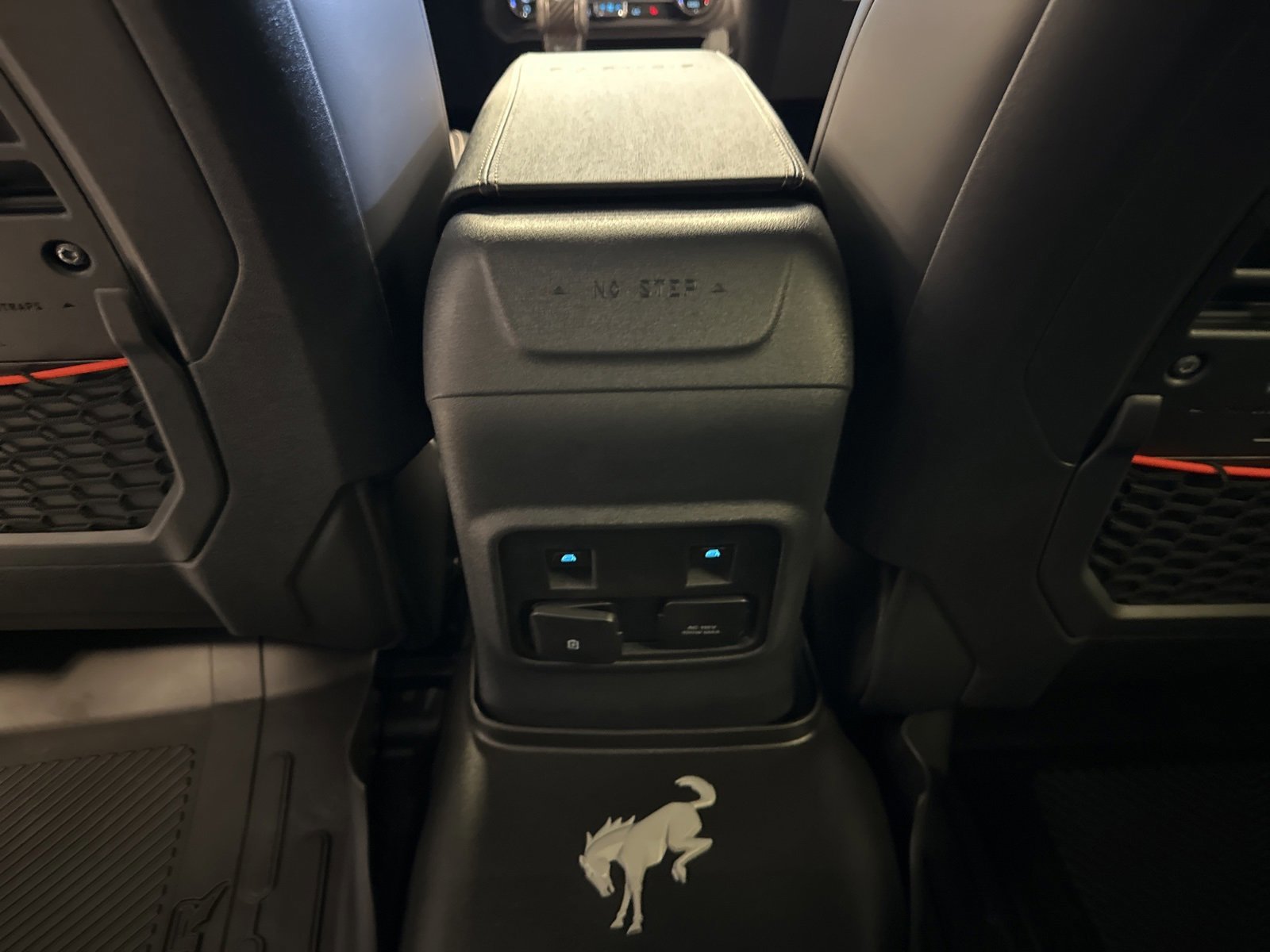 Certified 2024 Ford Bronco Raptor w/ Interior Carbon Fiber Pack 6 image 22