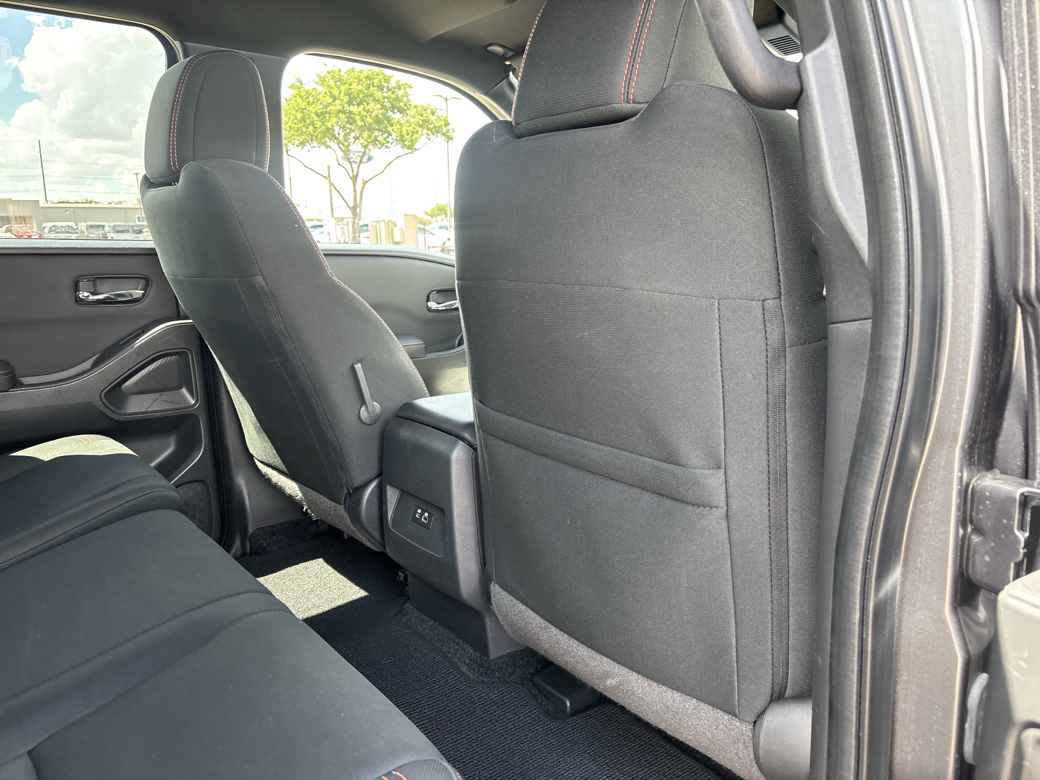 Used 2024 Nissan Frontier PRO-4X AWD/4WD image 21