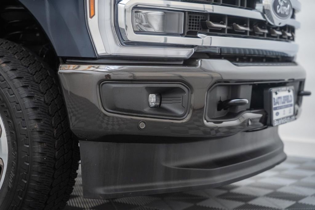 Certified 2025 Ford F250 King Ranch AWD/4WD image 15