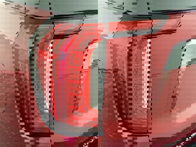 Used 2023 GMC Yukon Denali Ultimate image 27