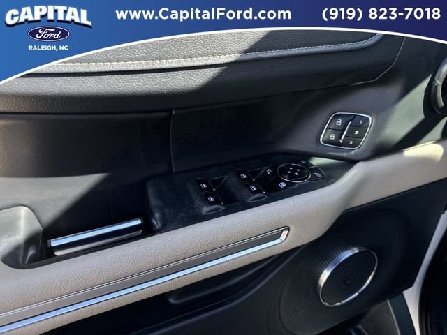 Certified 2023 Ford Expedition Limited image 20
