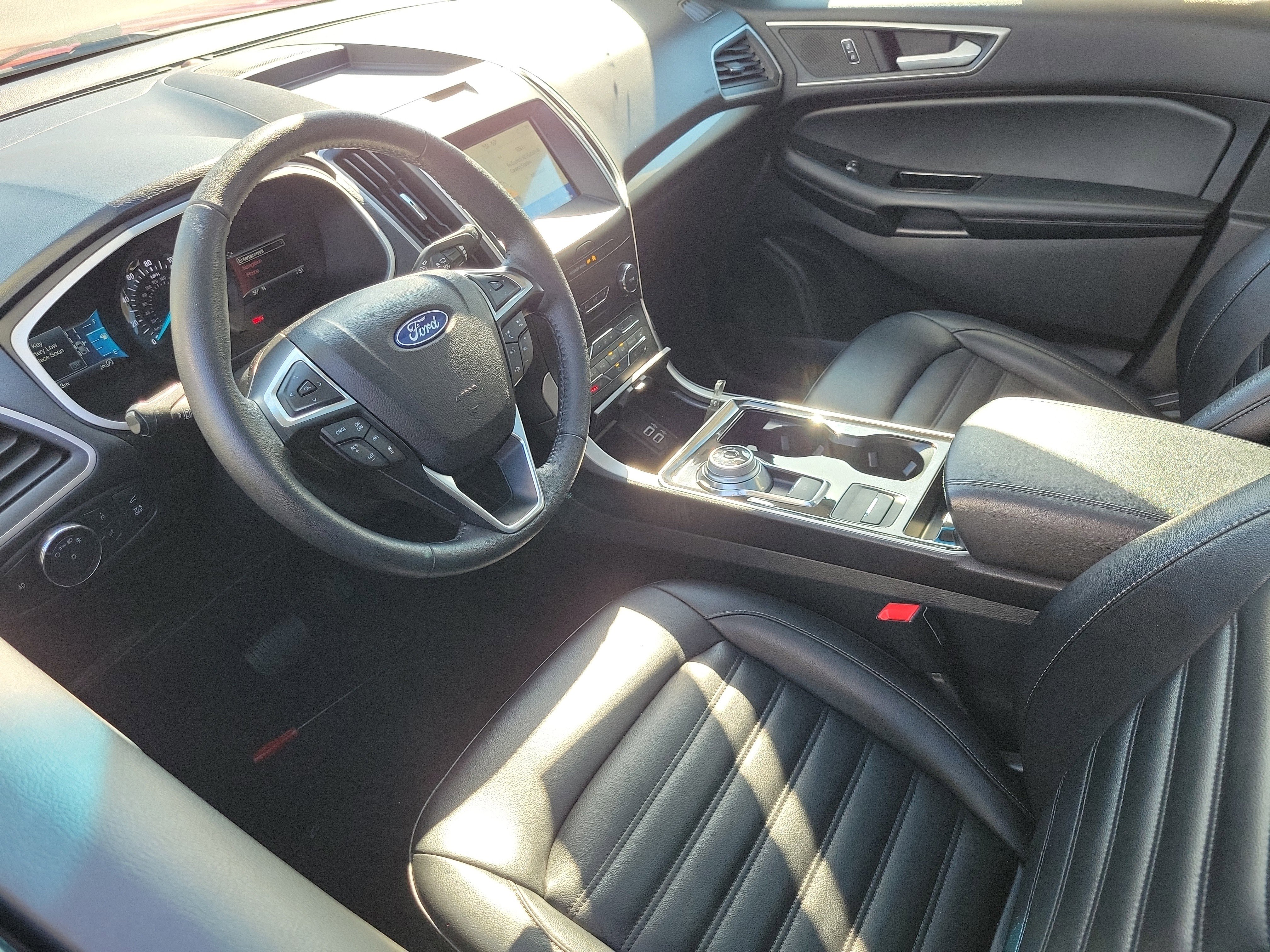 Certified 2020 Ford Edge SEL w/ Convenience Package FWD image 3