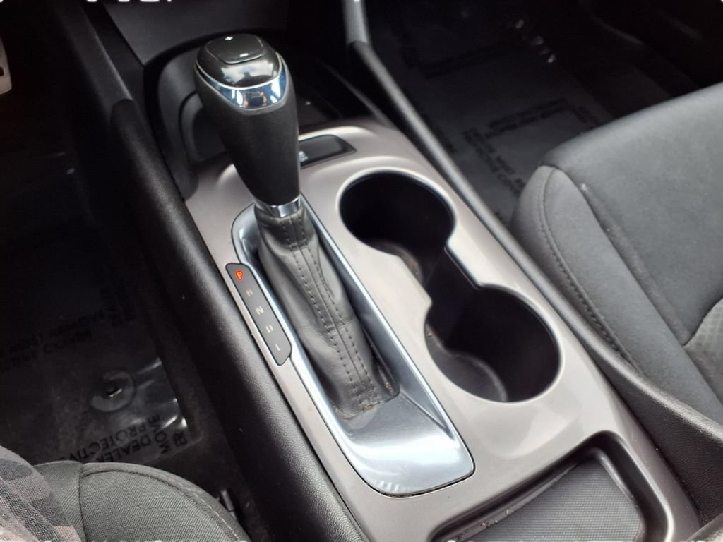 Used 2017 Chevrolet Malibu LS FWD image 16